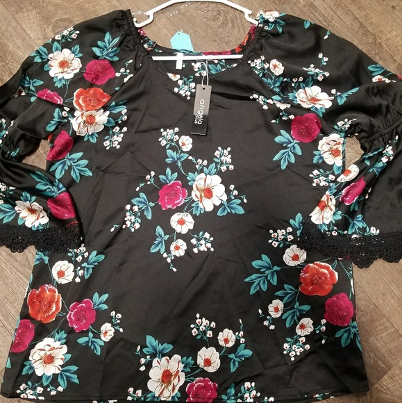 NWT Wild about Flowers satin top - Picture 2 of 7